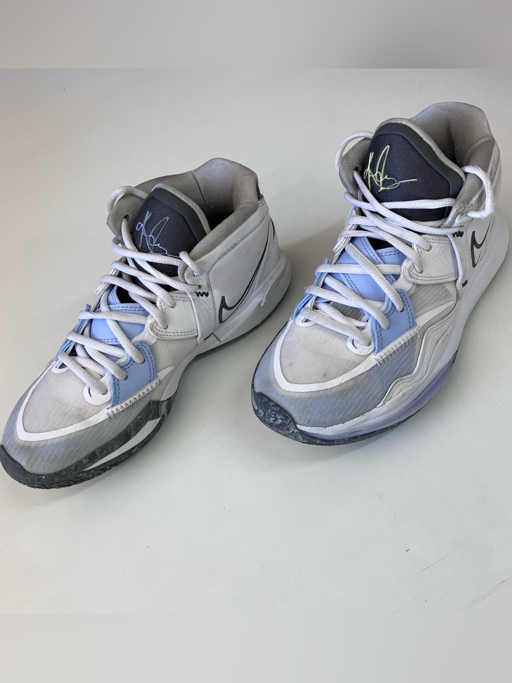 Nike Kyrie Infinity White Light Marine Basketball Shoes CZ0204-102 Womens 5.5